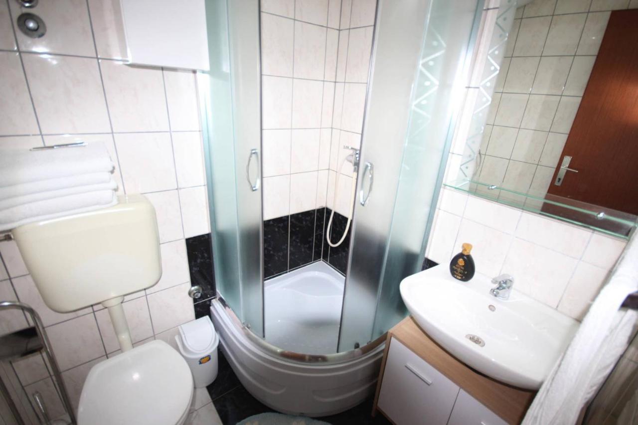 Small Apartment For A Great Holiday Zára Kültér fotó